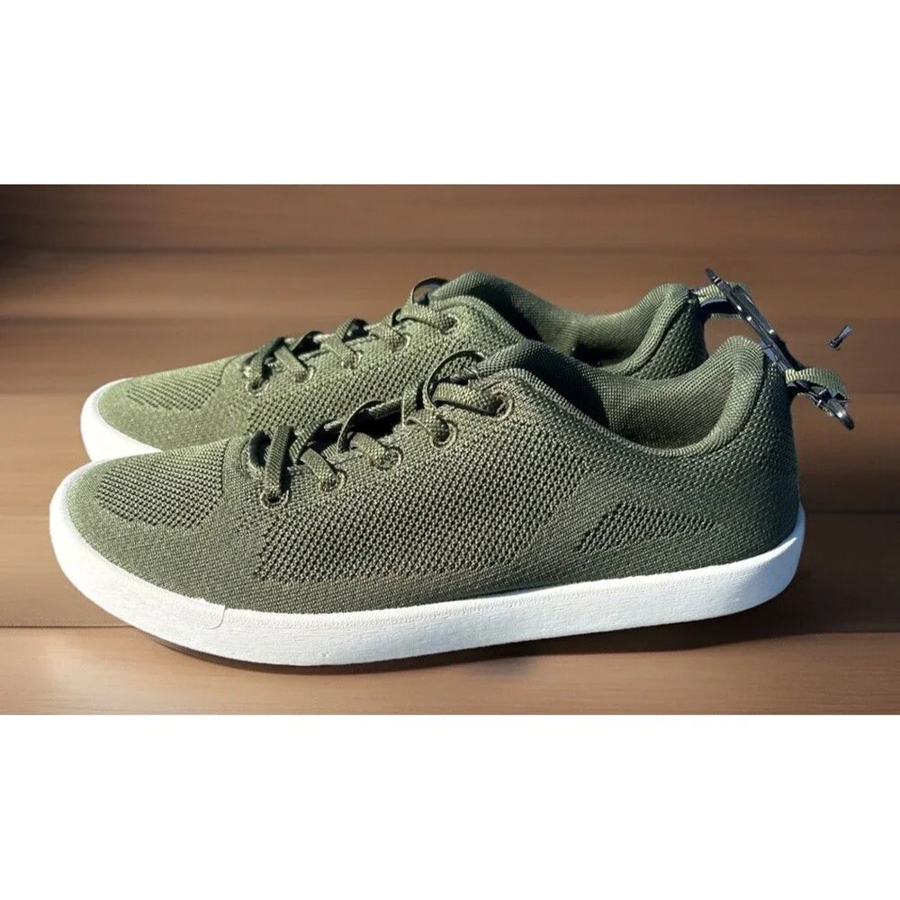 Slip On Sneakers Shoes Olive Green Men's Size 9 1/ 2 Knit Easy On/Off